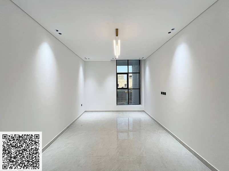 8 552200WhatsApp Image 2025-12-29 at 8.40. 10 PM (13)002255. jpg