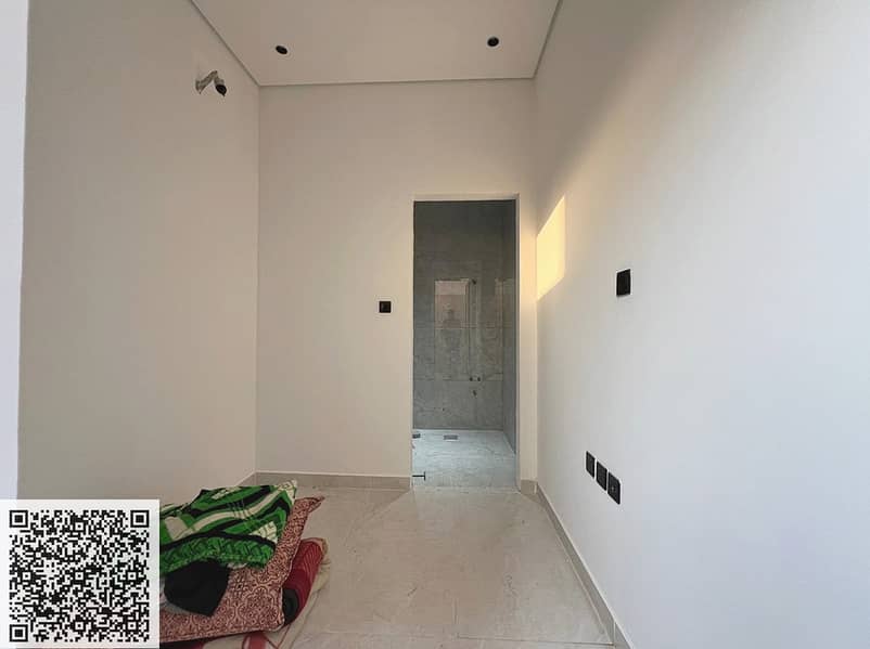 29 552200WhatsApp Image 2025-12-29 at 8.40. 10 PM (24)002255. jpg