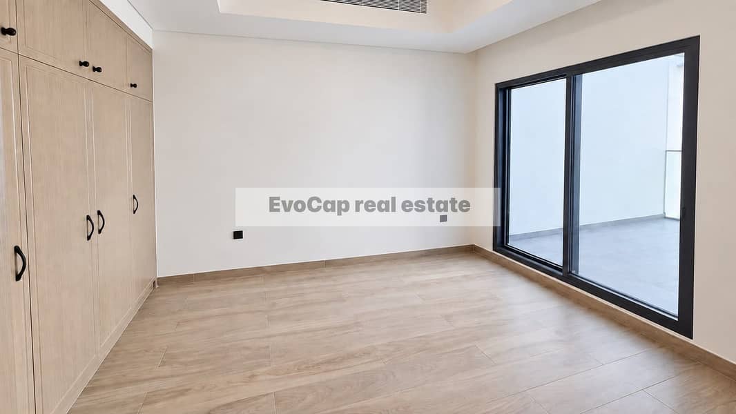 6 0cc2800e-2855-49cf-94df-989b50e0fb05. jpg
