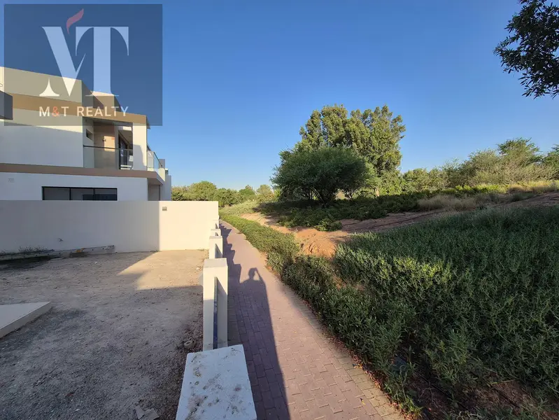 Huge Corner Plot|Single Row on Park|Vacant