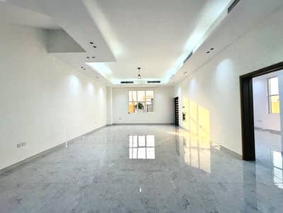 5 habitaciones Villa para en Alquiler en Hoshi, Sharjah - 1000401993. jpg