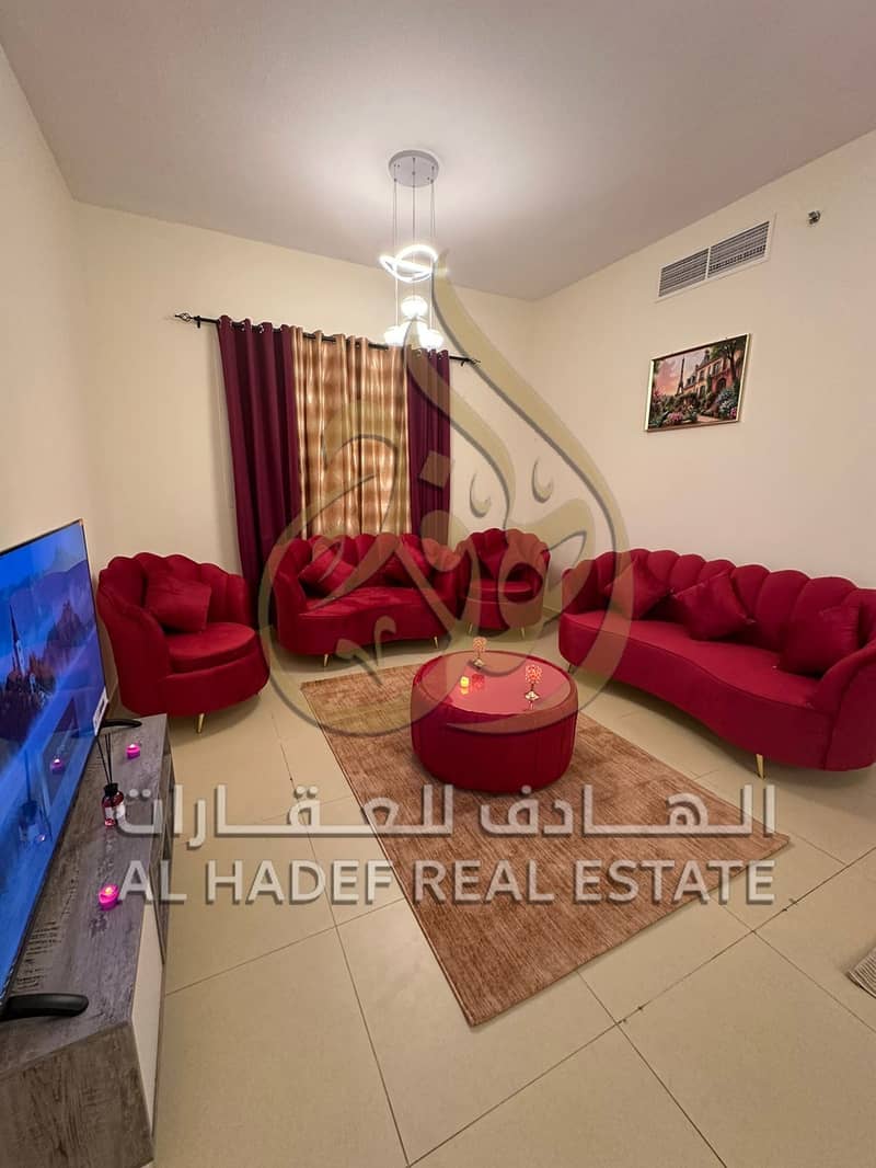 12 c7d69ee2-7d27-4240-adf0-a2207eaeb7b9. jpg