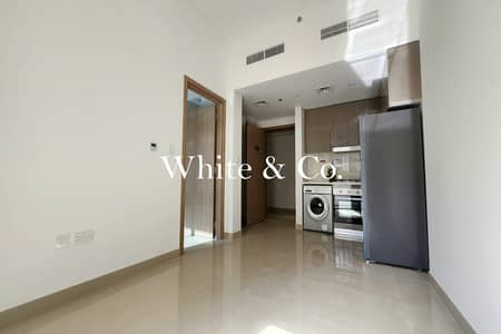 1 habitación Apartamento para en Alquiler en Meydan, Dubai - Apartamento en Meydan，Meydan Avenue，Azizi Gardens, 1 dormitorio, 67999 AED - 16464894