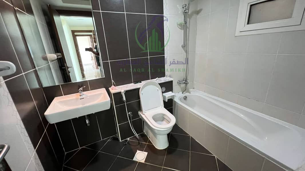 22 apartment-for-rent-4-bedroom-almmzr-alsharqh-bathroom-24. jpg