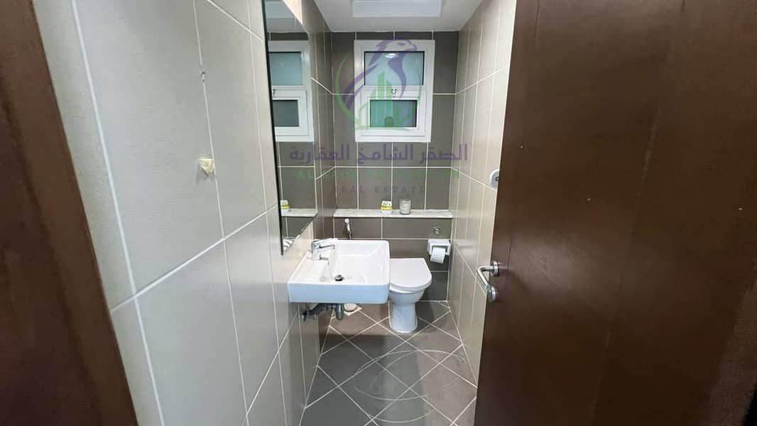 26 apartment-for-rent-4-bedroom-almmzr-alsharqh-bathroom-18. jpg