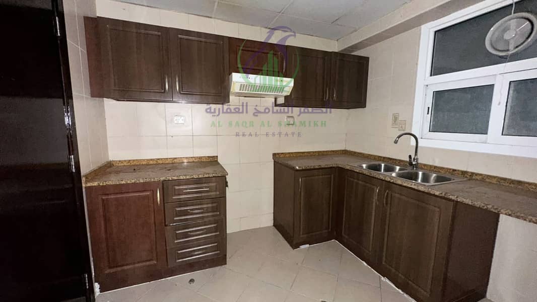 18 apartment-for-rent-3-bedroom-almmzr-alsharqh-kitchen-20. jpg