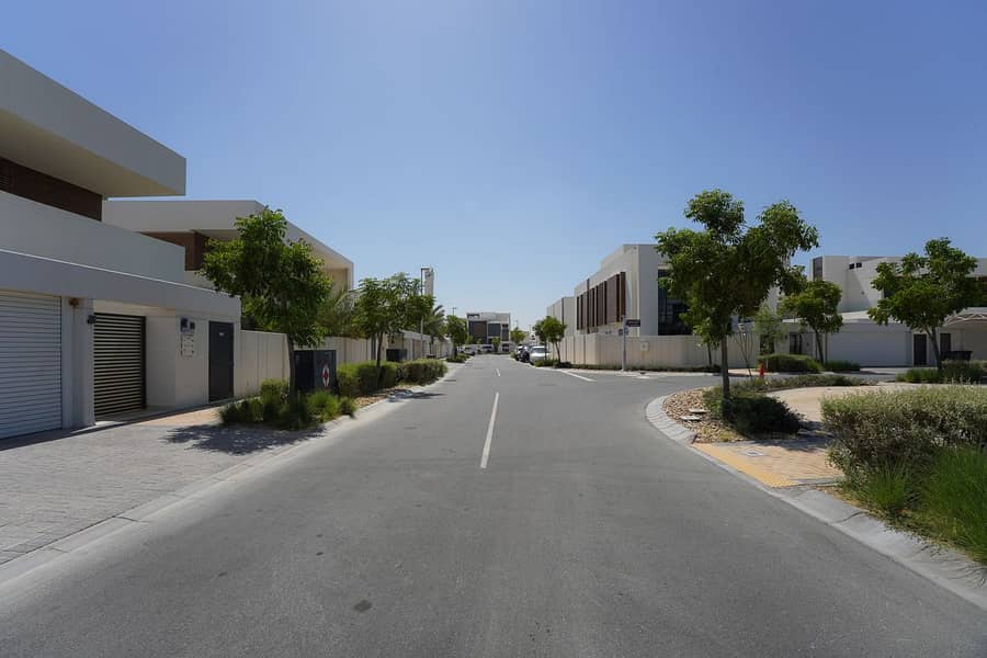 Villa in Yas Island,West Yas, 5 slaapkamers, 380000 AED - 16779256 Villa in Yas Island,West Yas, 5 slaapkamers, 380000 AED - 16779256