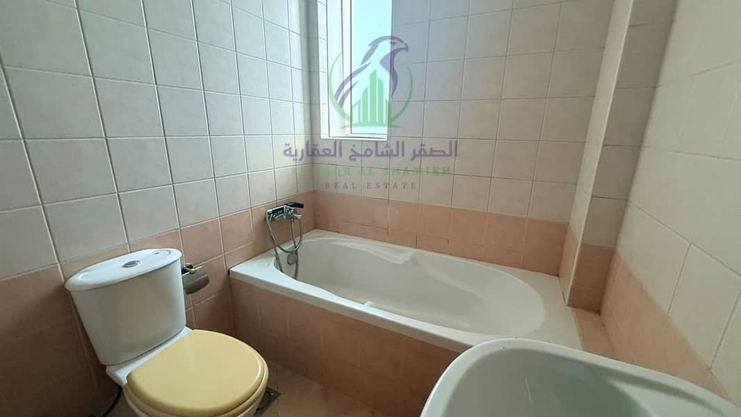 21 apartment-for-rent-3-bedroom-altaawn-alsharqh-bathroom-21. jpg
