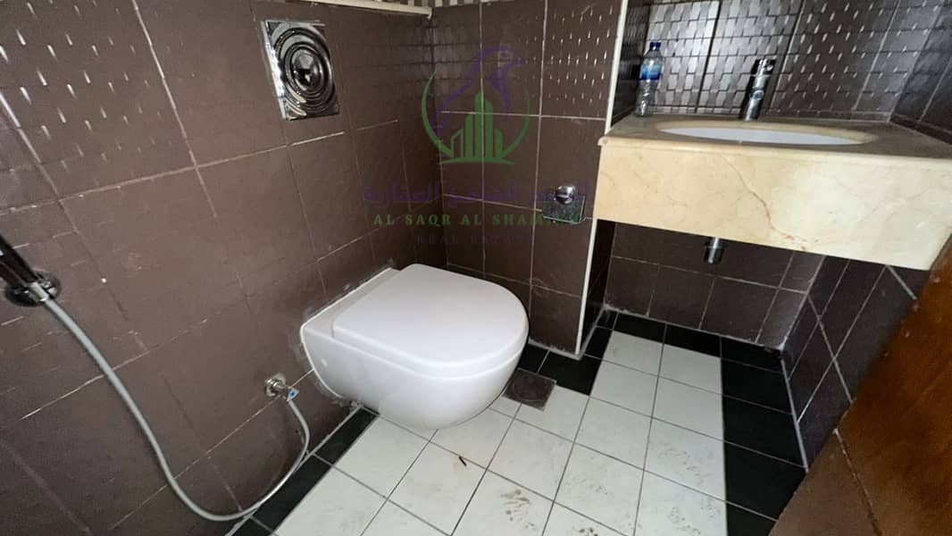 24 apartment-for-rent-3-bedroom-alkhan-alsharqa-property-06. jpg
