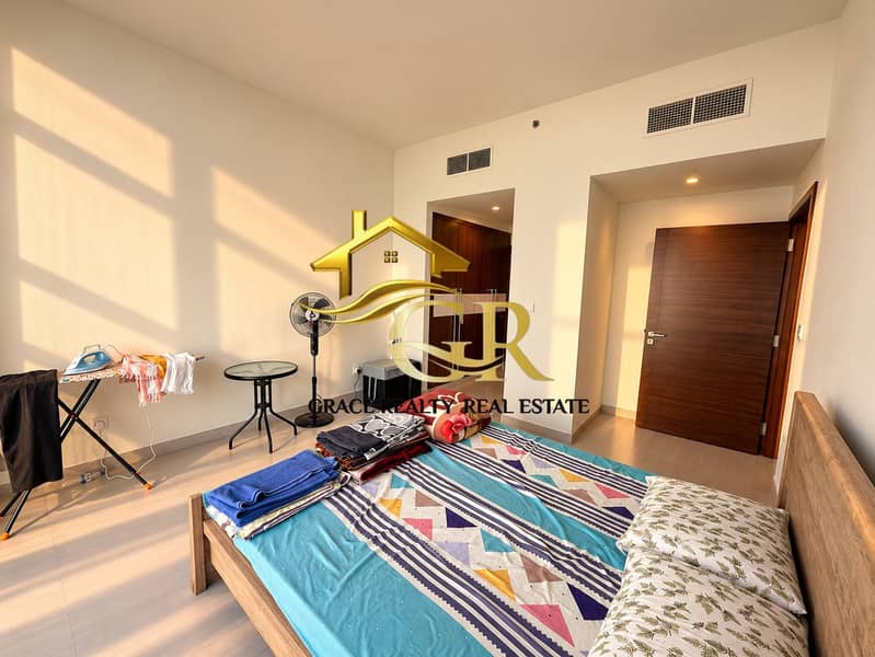 9 Sunlit Minimalist Bedroom Retreat. png