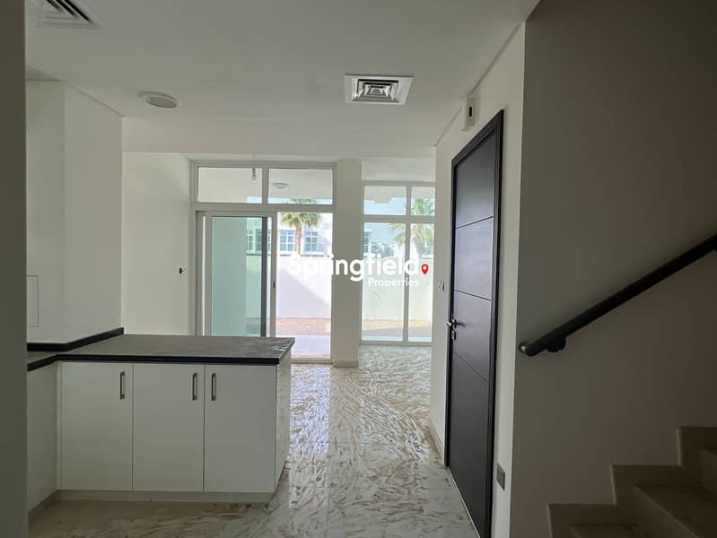 Villetta a schiera a DAMAC Hills 2 (Akoya by DAMAC),Vardon, 3 camere da letto, 75000 AED - 16779913 Villetta a schiera a DAMAC Hills 2 (Akoya by DAMAC),Vardon, 3 camere da letto, 75000 AED - 16779913