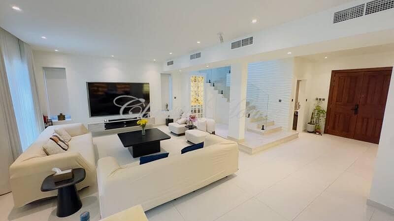 5 Living room 3. jpg
