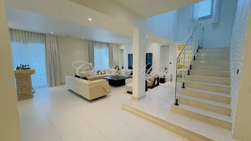 9 Living room 4. jpg