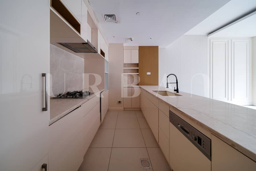 8 ADU00720. JPG