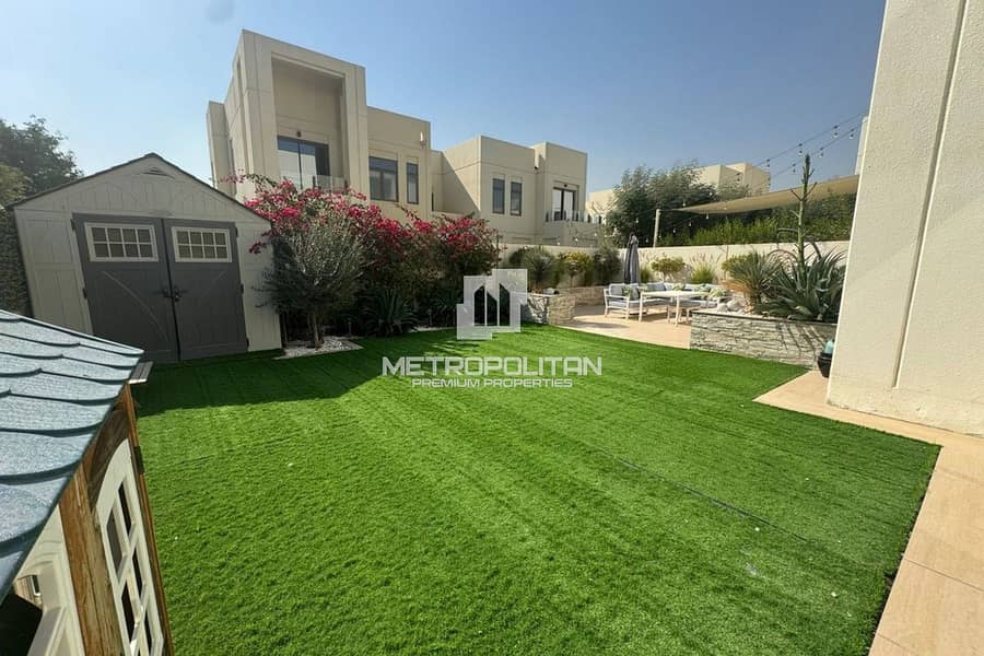 Villa in Reem,Mira Oasis,Mira Oasis 2, 4 slaapkamers, 200000 AED - 16780675 Villa in Reem,Mira Oasis,Mira Oasis 2, 4 slaapkamers, 200000 AED - 16780675