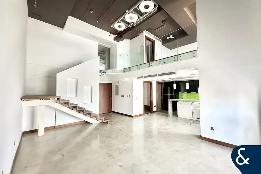 One Bed Duplex | High Floor |Available Now