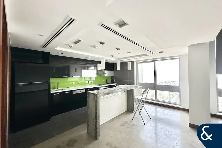 One Bed Duplex | High Floor |Available Now