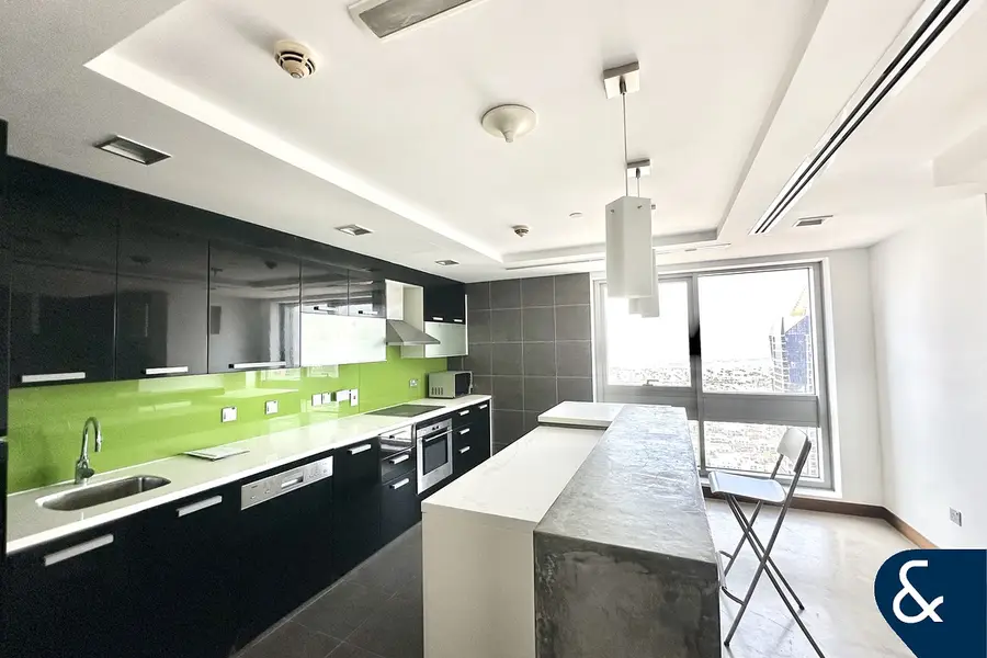 One Bed Duplex | High Floor |Available Now