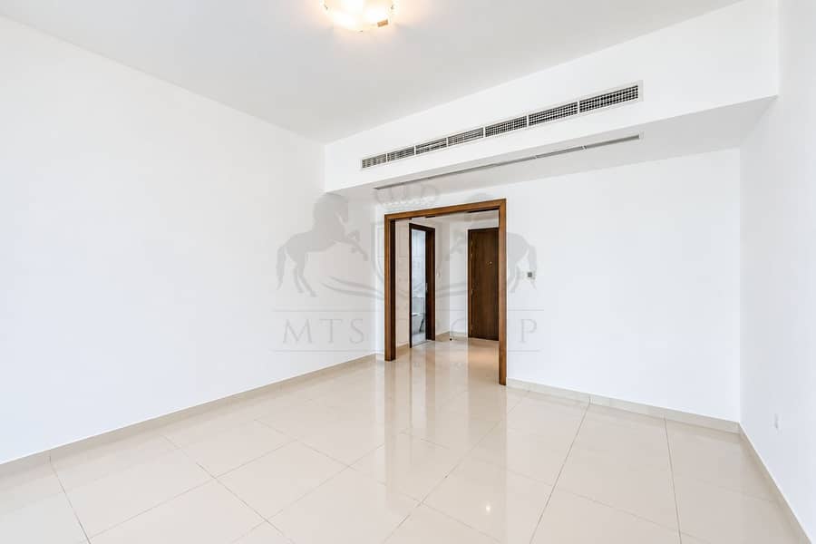 8 Bright Minimalist Apartment Interior. png