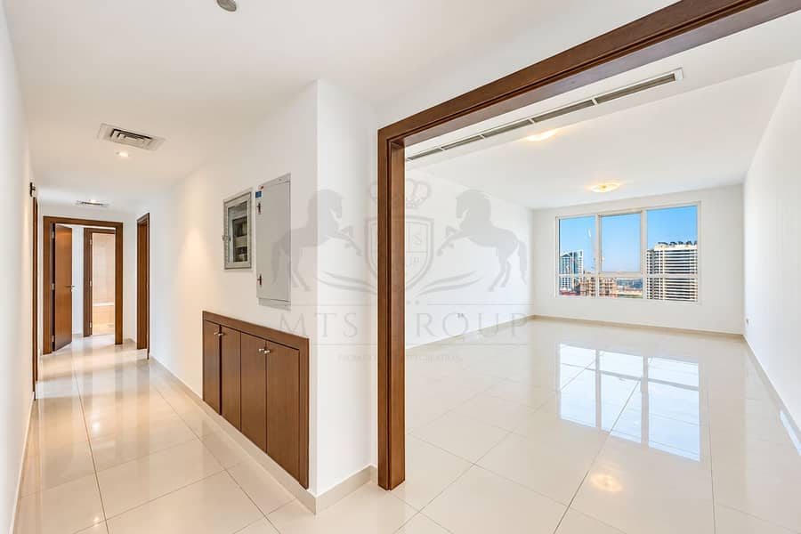 10 Bright Modern Apartment Interior. png