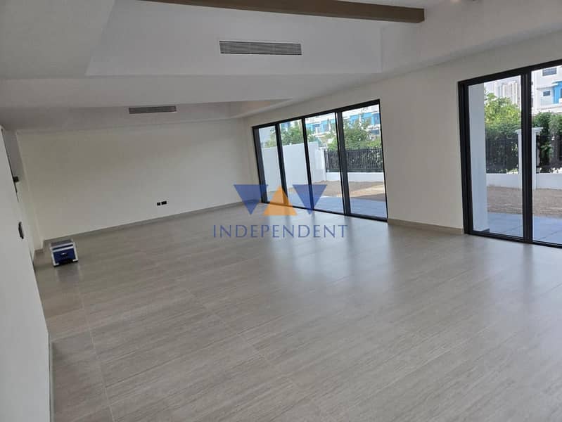 7 Living room 2. jpeg