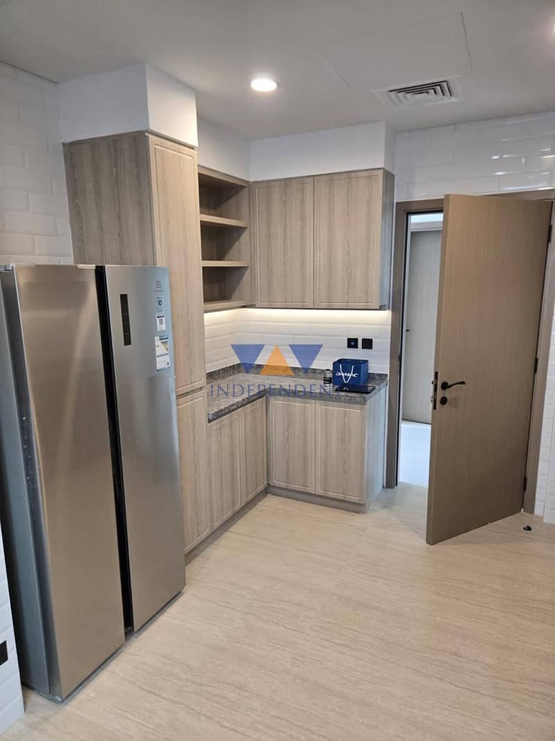 10 kitchen inside. jpeg