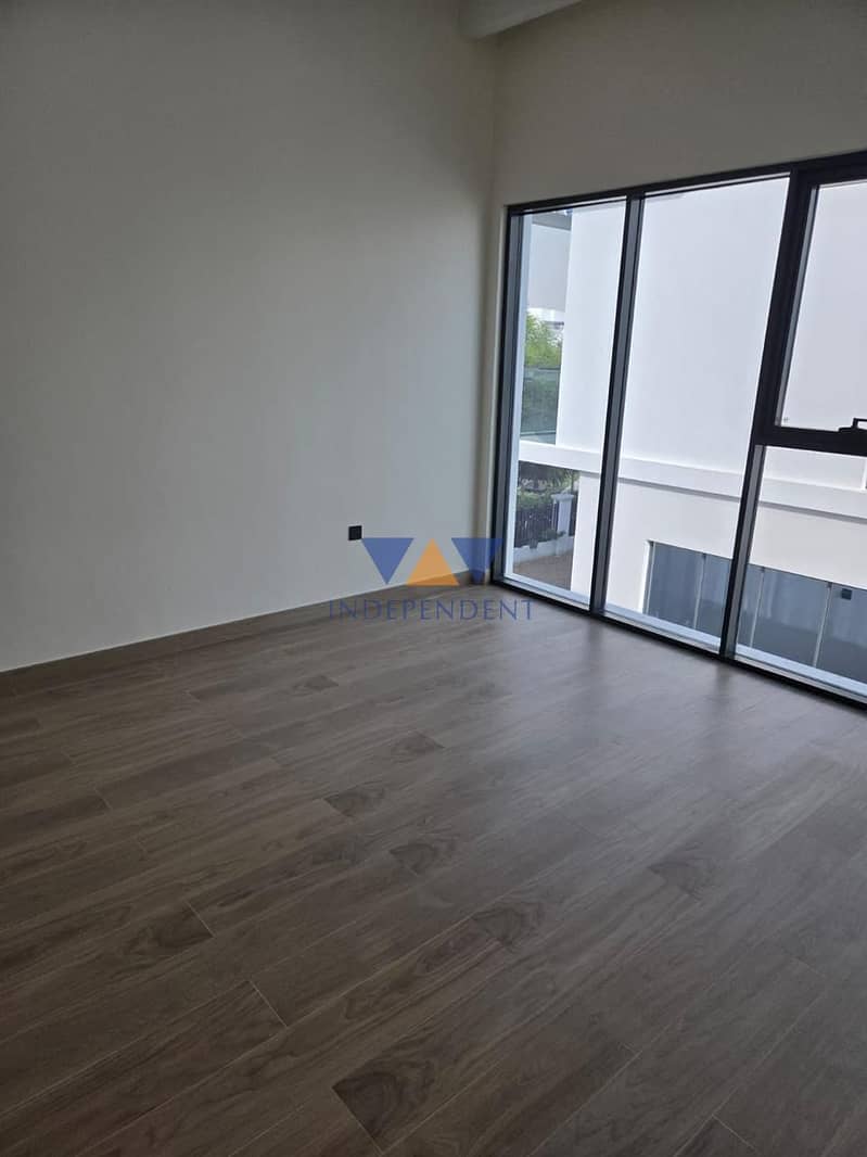 15 1st floor room. jpeg