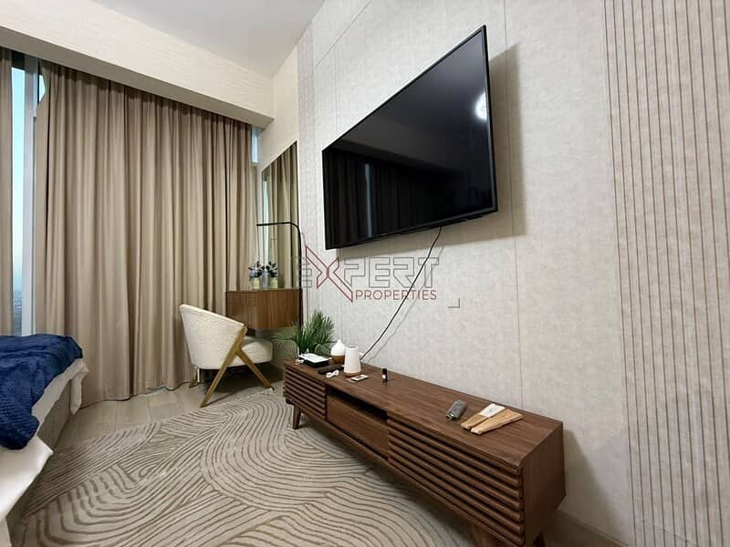4 Image 4