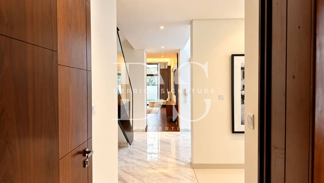 14 12A Hall way down. png