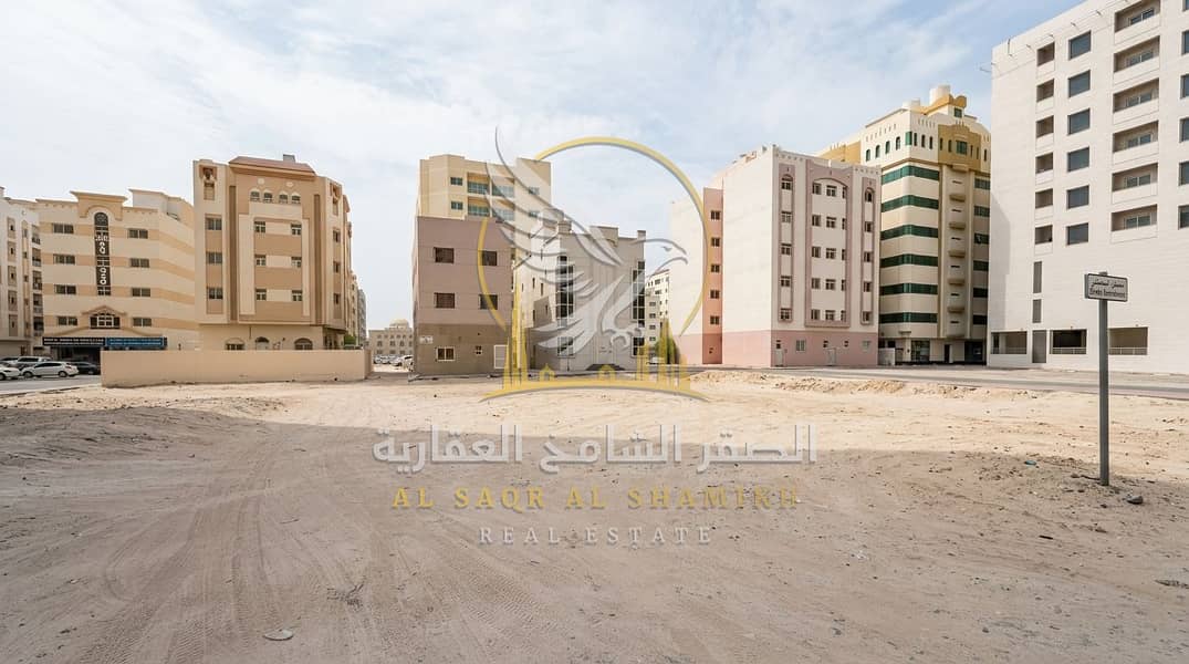 15 قطعه ارض للايجار تصلح للبراكينج15. jpeg