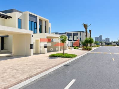 3 habitaciones Villa para en Alquiler en Town Square, Dubai - Villa en Town Square,Shams Townhouses, 3 dormitorios, 160000 AED - 16781932 3 habitaciones Villa para en Alquiler en Town Square, Dubai - Villa en Town Square,Shams Townhouses, 3 dormitorios, 160000 AED - 16781932