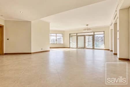 3 Schlafzimmer Wohnung zum Miete in Palm Jumeirah, Dubai - Wohnung in Palm Jumeirah，Shoreline Apartments，Al Tamr, 3 schlafzimmer, 235000 AED - 16782025