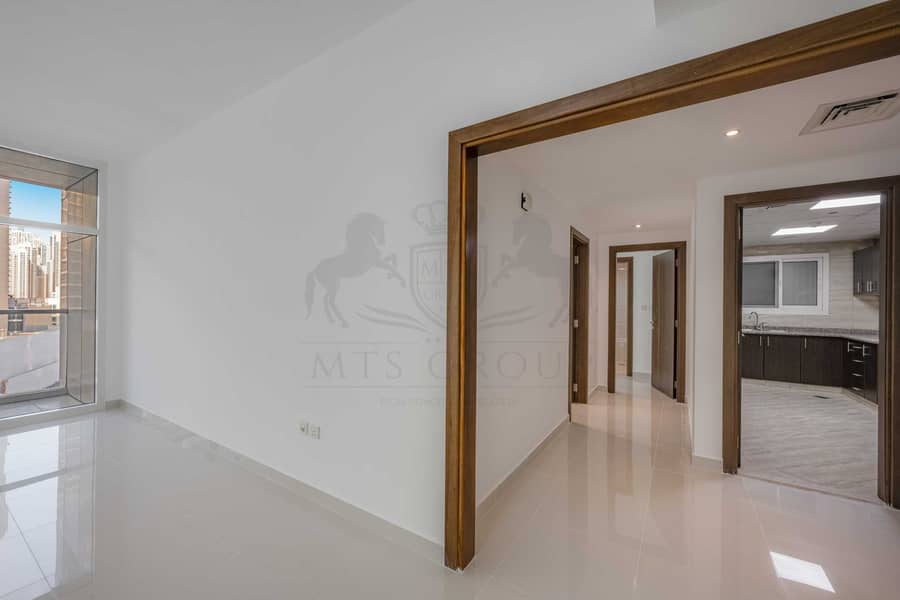 10 Livingroom1. jpg
