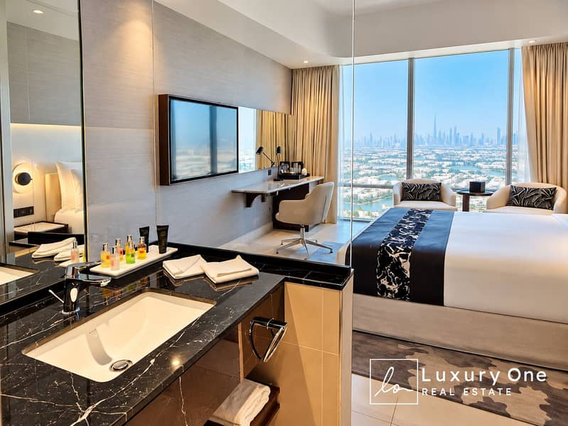 2 Modern Luxury Hotel Room with Skyline View. png