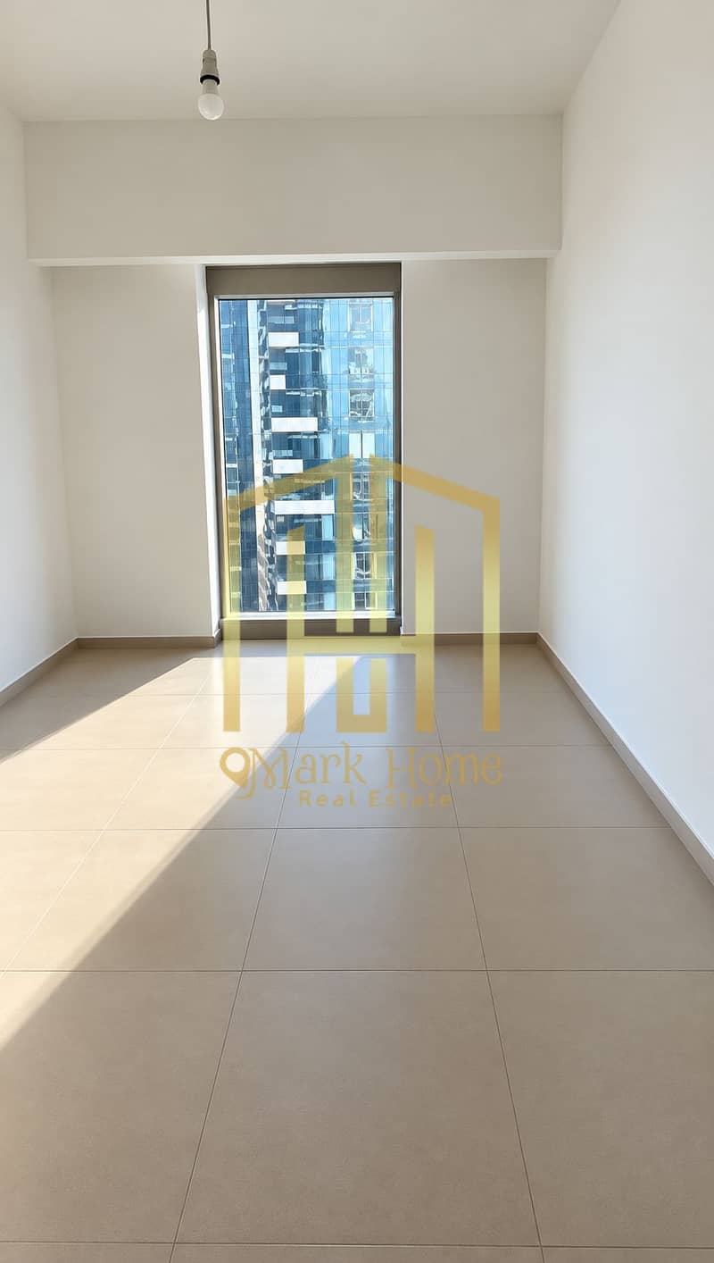 7 Minimalist Apartment with City View. png