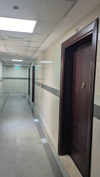 مکتب للايجار في ديرة، دبي - WhatsApp Image 2026-10-08 at 11.29. 31 A. jpeg مکتب للايجار في ديرة، دبي - WhatsApp Image 2026-10-08 at 11.29. 31 A. jpeg