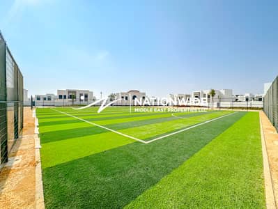 4 Bedroom Villa for Sale in Al Shamkha, Abu Dhabi - Vacant | Luxurious 4BR Villa | Serene Lifestyle 4 Bedroom Villa for Sale in Al Shamkha, Abu Dhabi - Vacant | Luxurious 4BR Villa | Serene Lifestyle