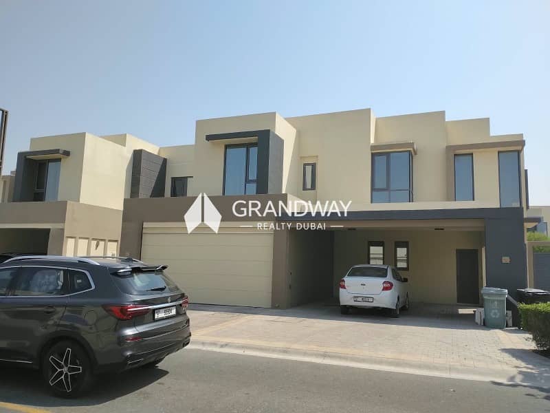 Bright Villa I Contemporary Living I Spacious — photo 1 Bright Villa I Contemporary Living I Spacious — photo 1