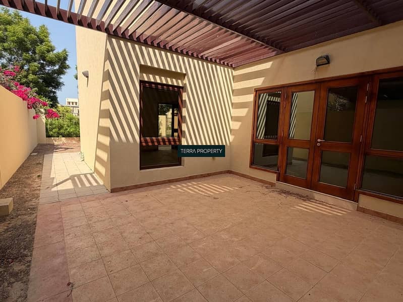 Villa in Mina Al Arab,Granada, 3 slaapkamers, 3260000 AED - 16783491 Villa in Mina Al Arab,Granada, 3 slaapkamers, 3260000 AED - 16783491