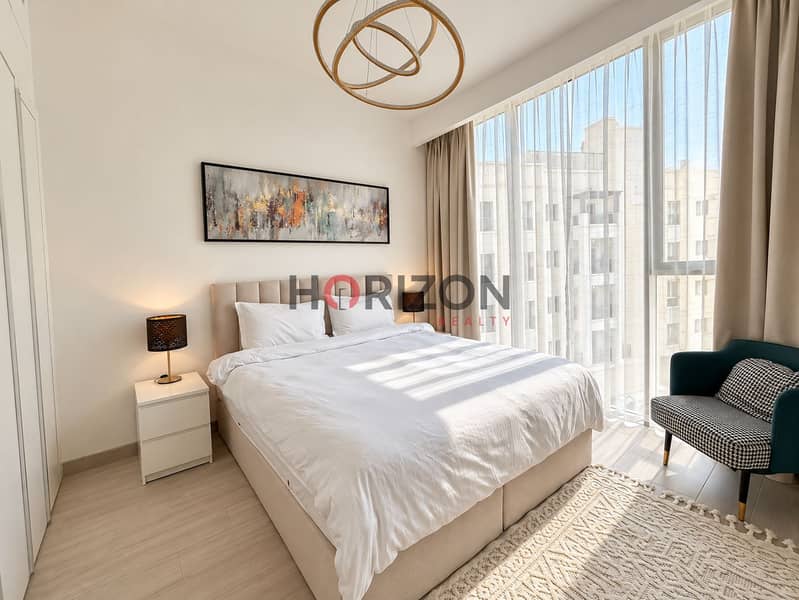 9 Bright Modern Bedroom with City Views. png