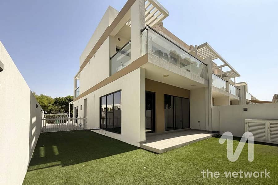 Villetta a schiera a DAMAC Hills,Park Residences 4, 4 camere da letto, 240000 AED - 16784263 Villetta a schiera a DAMAC Hills,Park Residences 4, 4 camere da letto, 240000 AED - 16784263