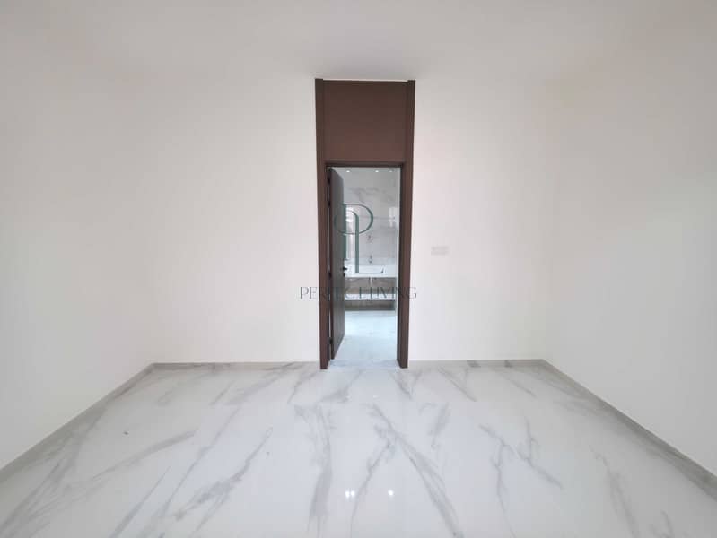 18 20260919_151947. jpg