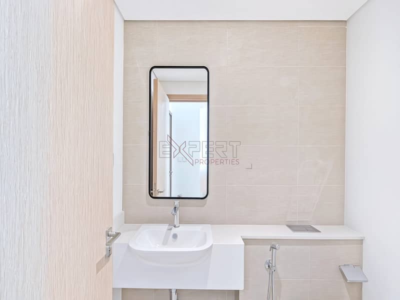 8 Image 8