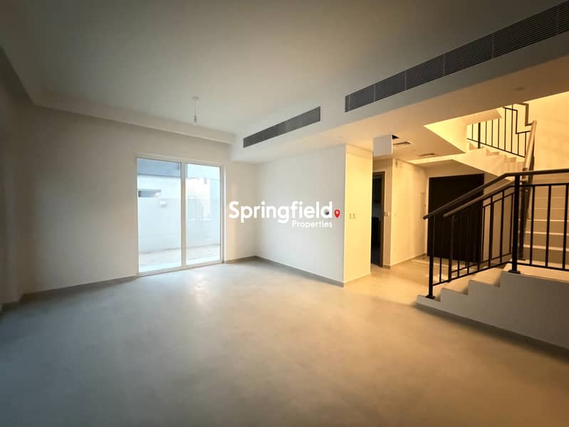 Villetta a schiera a DAMAC Hills 2 (Akoya by DAMAC),Verona, 4 camere da letto, 100000 AED - 16784674 Villetta a schiera a DAMAC Hills 2 (Akoya by DAMAC),Verona, 4 camere da letto, 100000 AED - 16784674