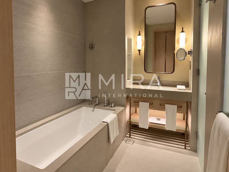 7 Three-quarter bathroom with tub and vanity