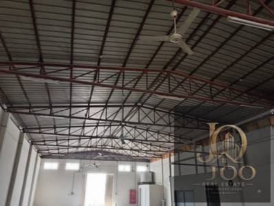 Warehouse de  à à louer à Umm Al Thuoob, Umm Al Quwain - WhatsApp Image 2026-10-01 at 2.31. 23 PM. jpeg