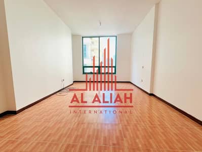 4 Schlafzimmer Wohnung zum Miete in Al Khalidiyah, Abu Dhabi - WhatsApp Image 2026-10-06 at 5.32. 30 PM (1). jpeg