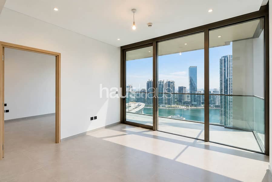 BIG LAYOUT | COMMUNITY VIEW | NEGOTIABLE BIG LAYOUT | COMMUNITY VIEW | NEGOTIABLE