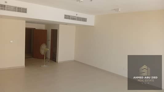 Office in affitto a Ajman Industrial, Ajman - WhatsApp Image 2026-10-08 at 1.10. 46 AM. jpeg Office in affitto a Ajman Industrial, Ajman - WhatsApp Image 2026-10-08 at 1.10. 46 AM. jpeg