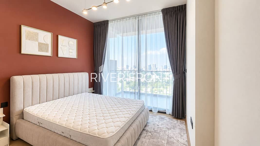 5 Modern Terracotta Bedroom with City Views. jpg